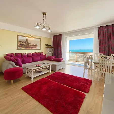 Boutique Citadel מלון דירות אפורי נורד