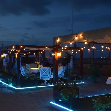 Boutique Citadel מלון דירות אפורי נורד