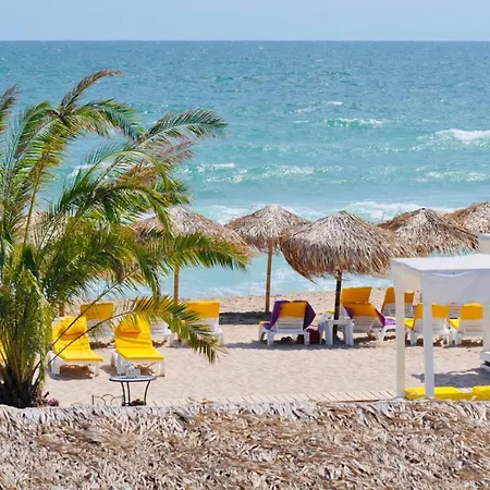 מלון דירות Boutique Citadel 5*