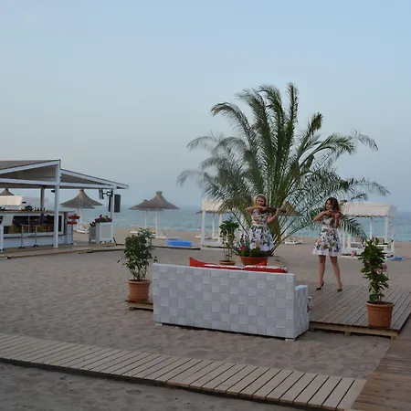 מלון דירות Boutique Citadel אפורי נורד